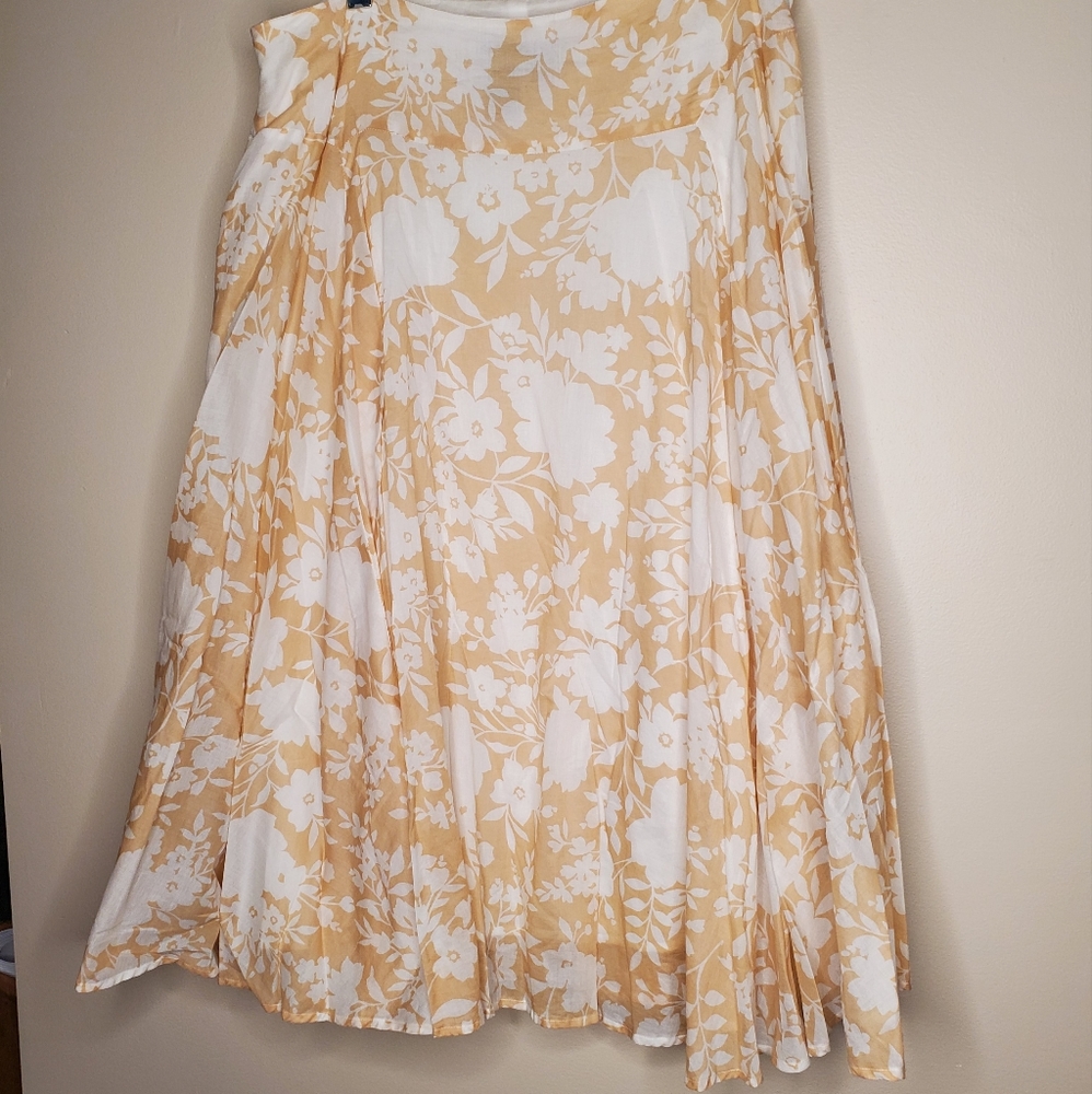 Jones New York Size 10 Skirt